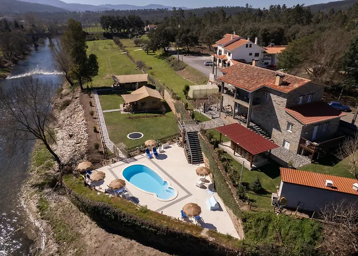 Quinta Do Rio Alva And Glamping Lodges