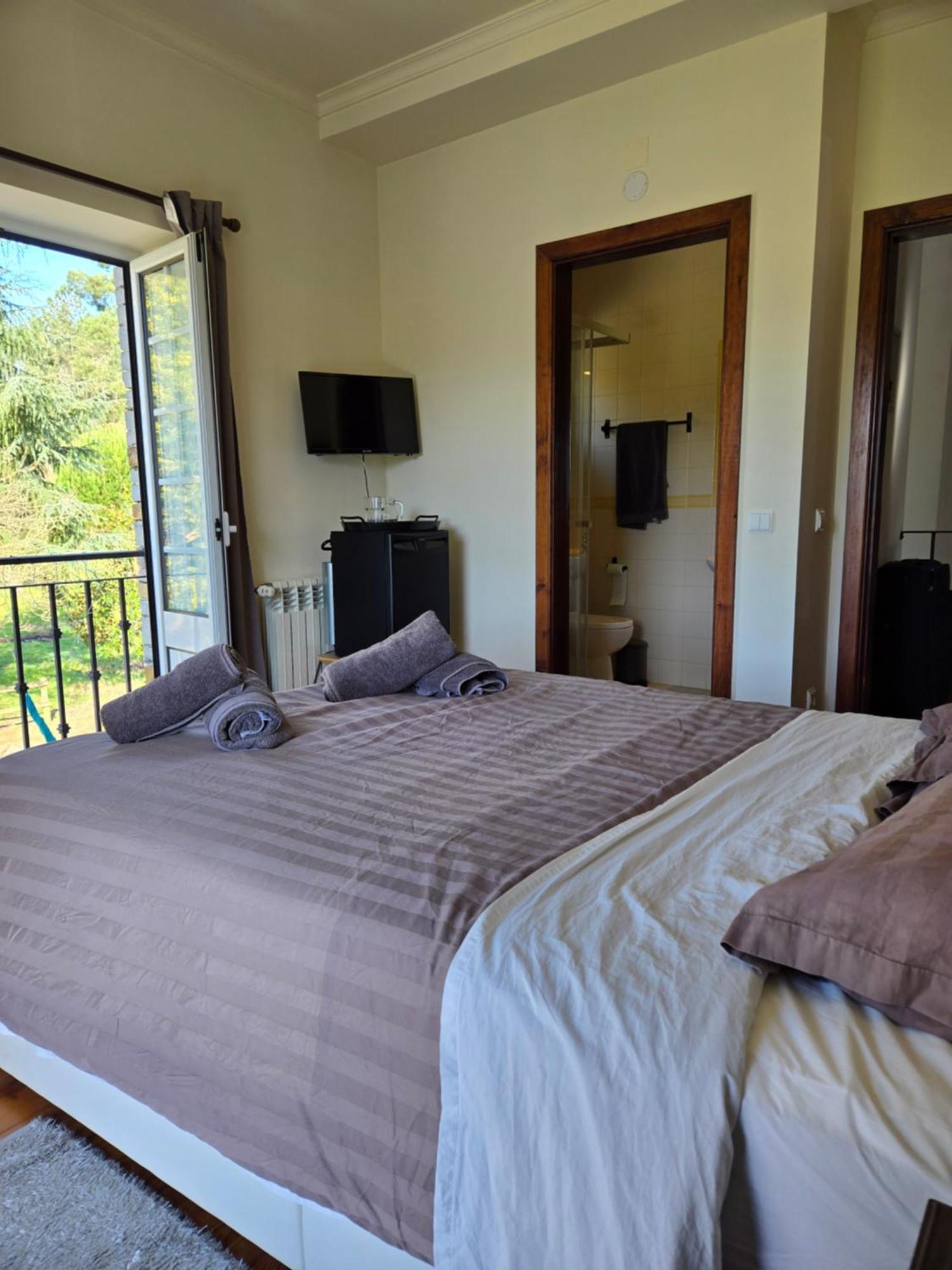 Holiday home Quinta Do Rio Alva And Glamping *